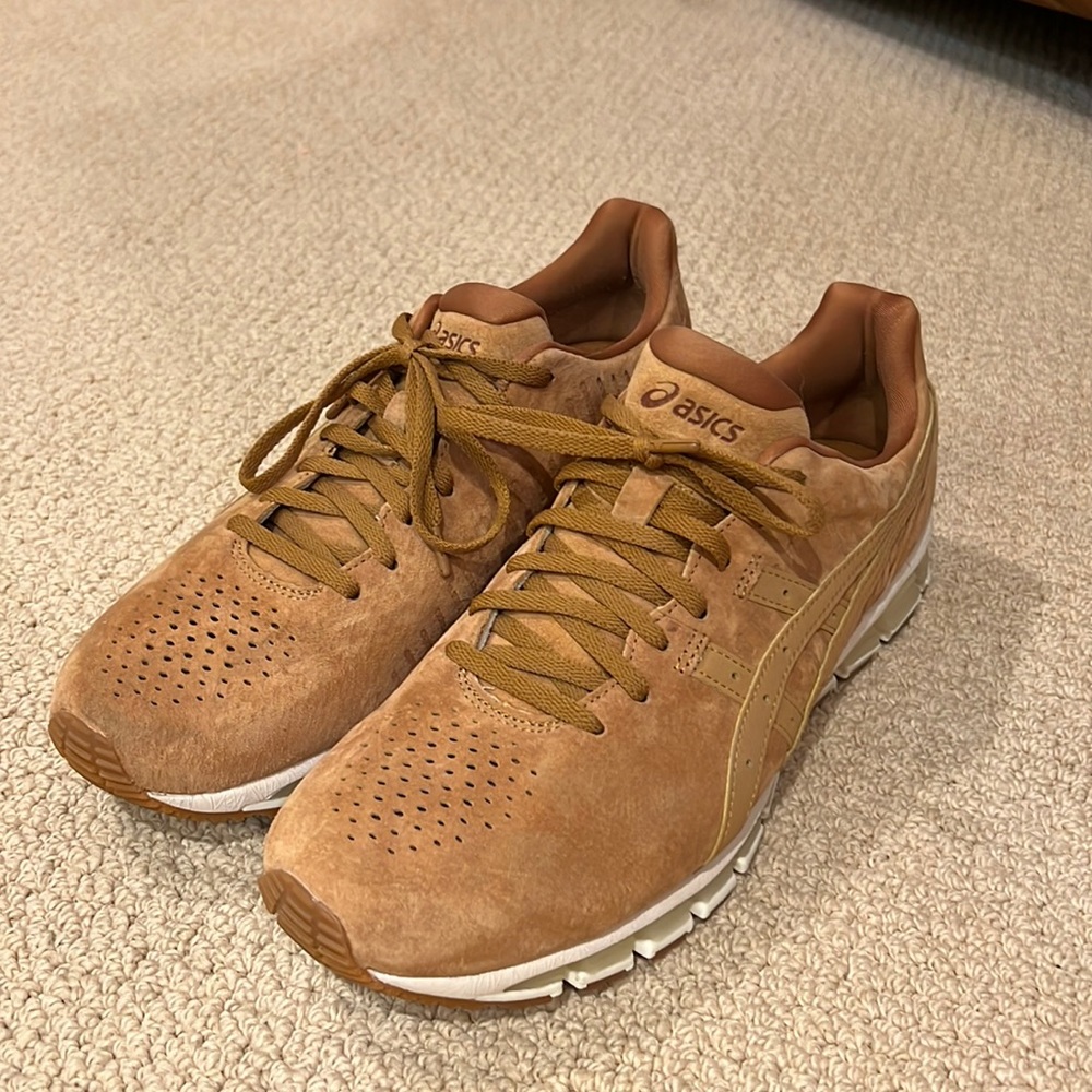 Men’s ASICS Gel-Quantum 360s Size 12 Camel Velvet